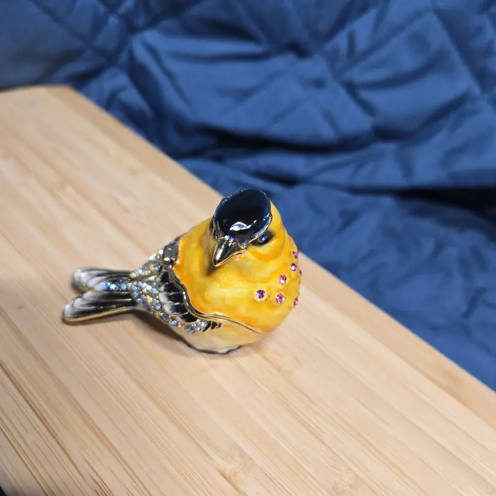 Set a two Small jeweled bird trinket boxes